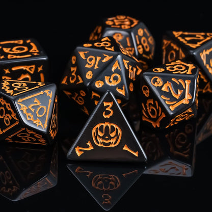 7-Die DND Dice Set Halloween Pattern Polyhedral Dice Set with Leather Bag, Skull Dice D&D Dice Set for RPG Table Games (Halloween Pattern-Black)