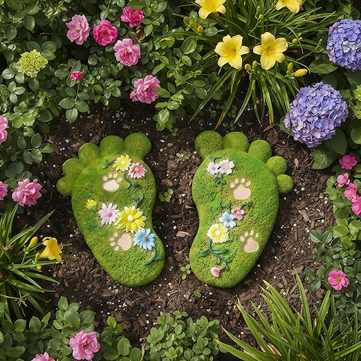Garden Stepping Stones - Outdoor Decorations for Courtyards, Dog Footprint Stones, Lawn Stepping Stones Set, Resin (2-piece Set)